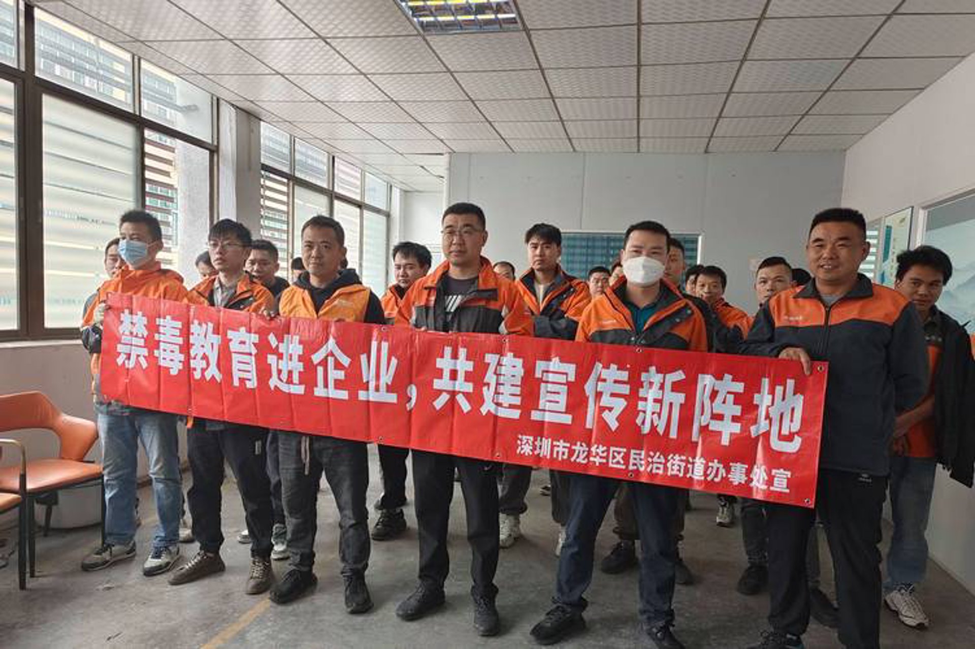 俊显建筑装潢